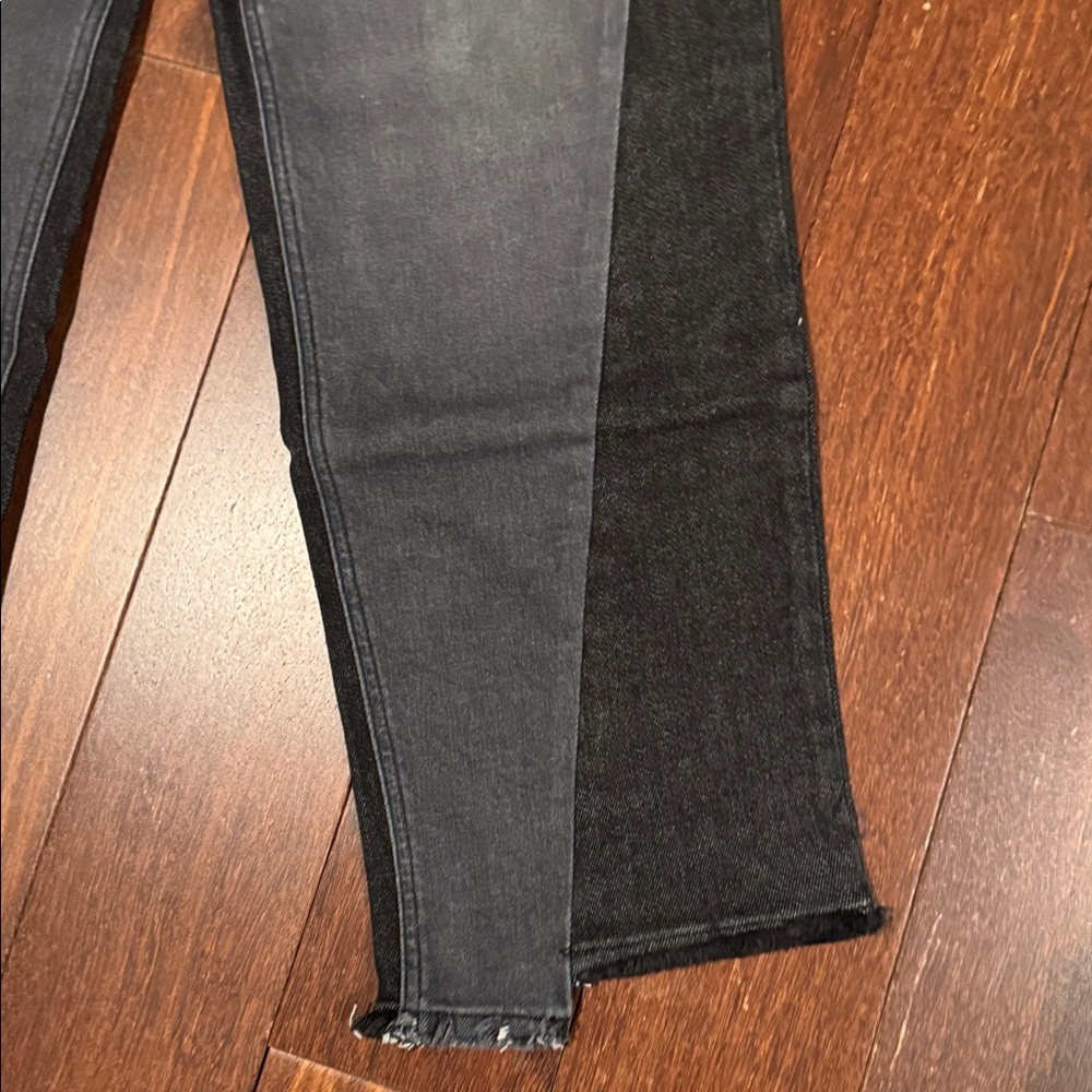 Democracy NWT Ab'solution High Waist Step Hem Ankle Jeans in gray and black - Picture 4 of 13